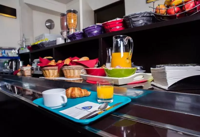Hotelli Hôtel Akena De Clermont Creil