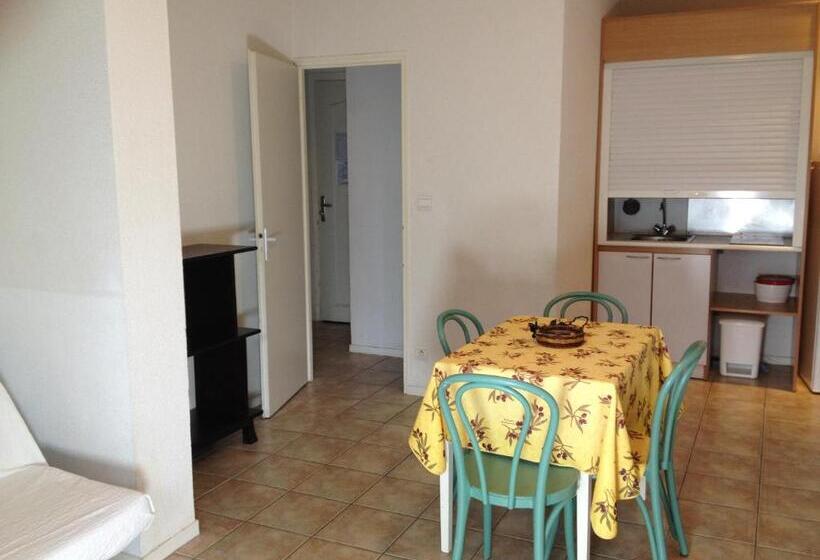 هتل Hôtel De La Mer