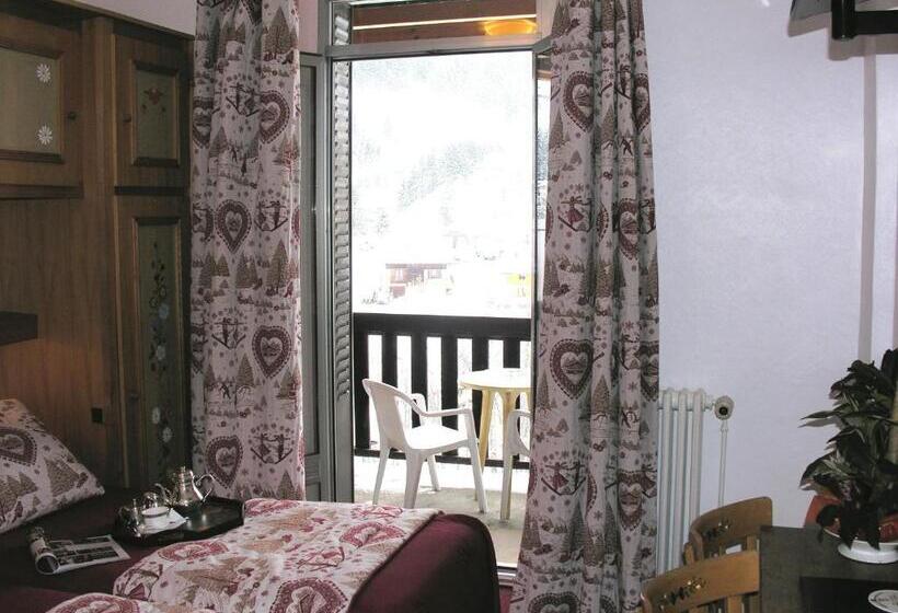 Отель Hôtel Le Grand Bec