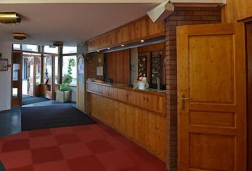 فندق Hôtel Les écrins