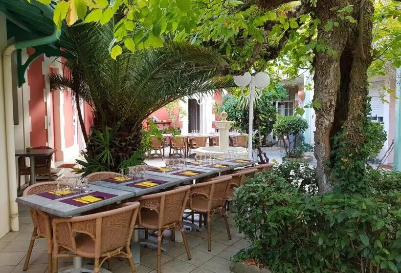 هتل Hôtel Orange Marine