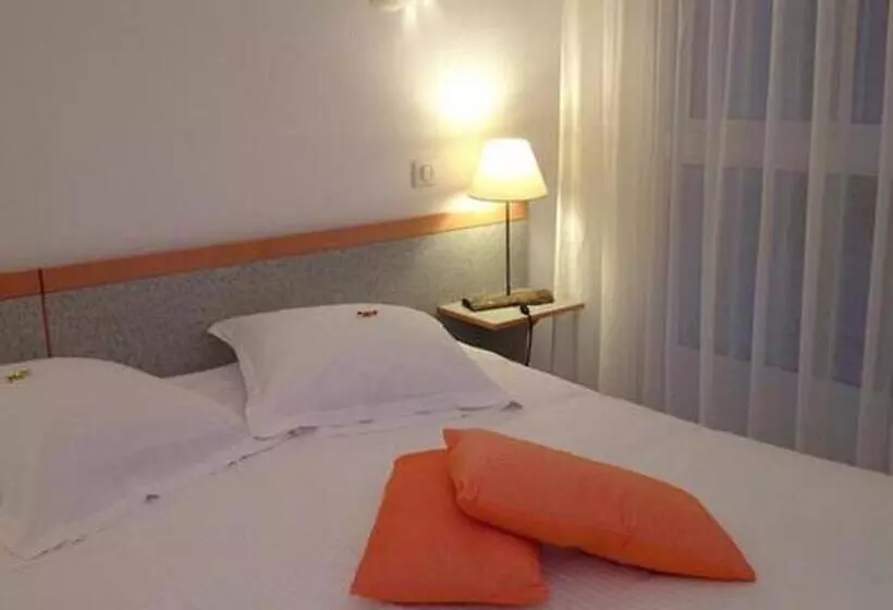 هتل Hôtel Orange Marine