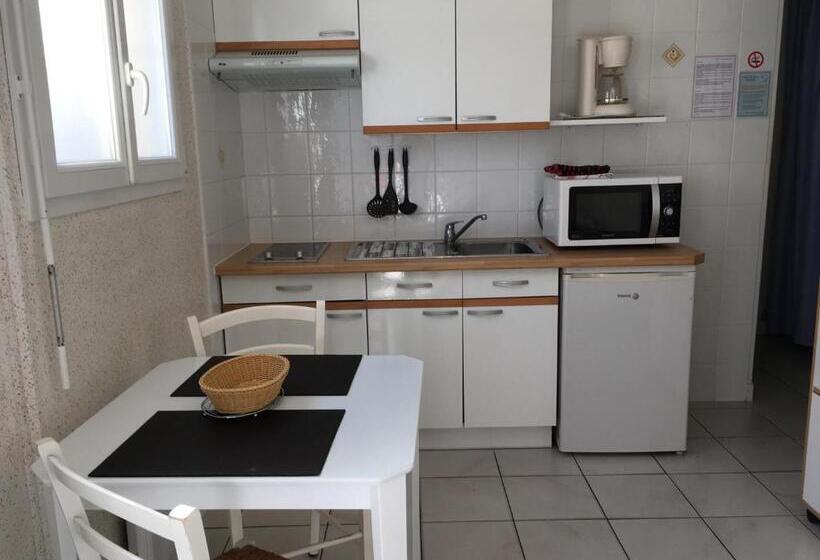 فندق Hôtel Résidence Les Flots