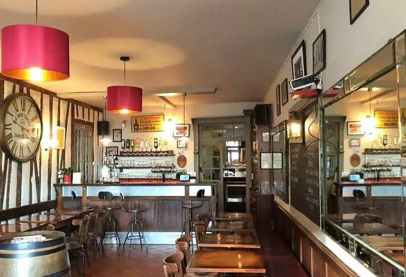 ホテル Hôtel Saint Laurans