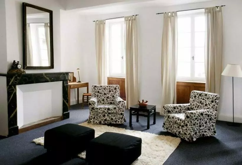 ホテル Hôtel Saint Laurans