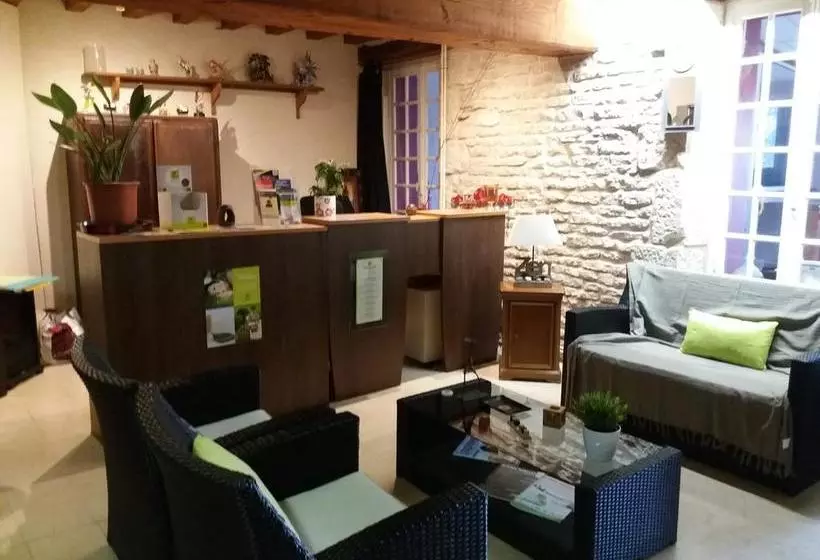 ホテル Hôtel Restaurant De L Ecluse 79