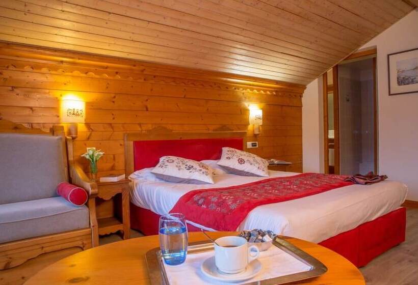 ホテル L Ancolie Chalet Du Lac