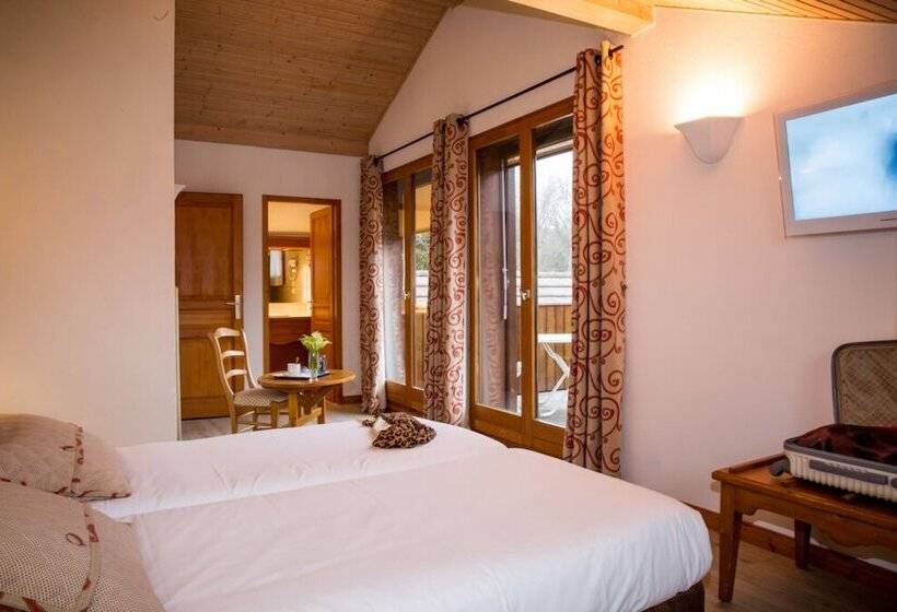 ホテル L Ancolie Chalet Du Lac