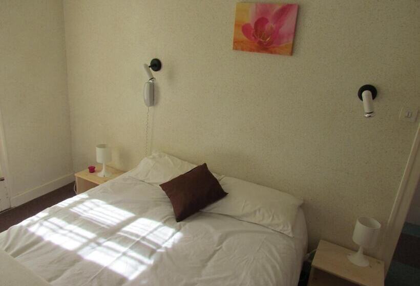 酒店 Logis Hôtel Restaurant L Oustal