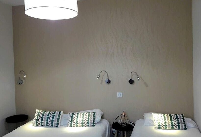 酒店 Logis Hôtel Restaurant L Oustal