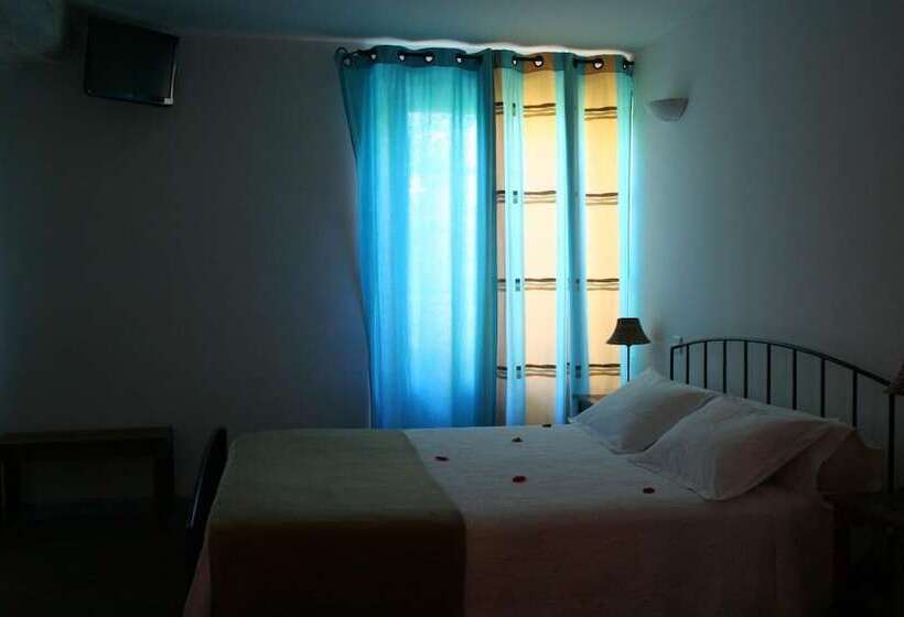 בית מלון כפרי La Bastide Du Paradou