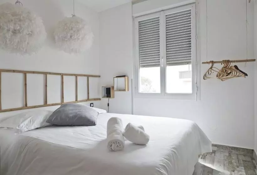 Hotel Le 126