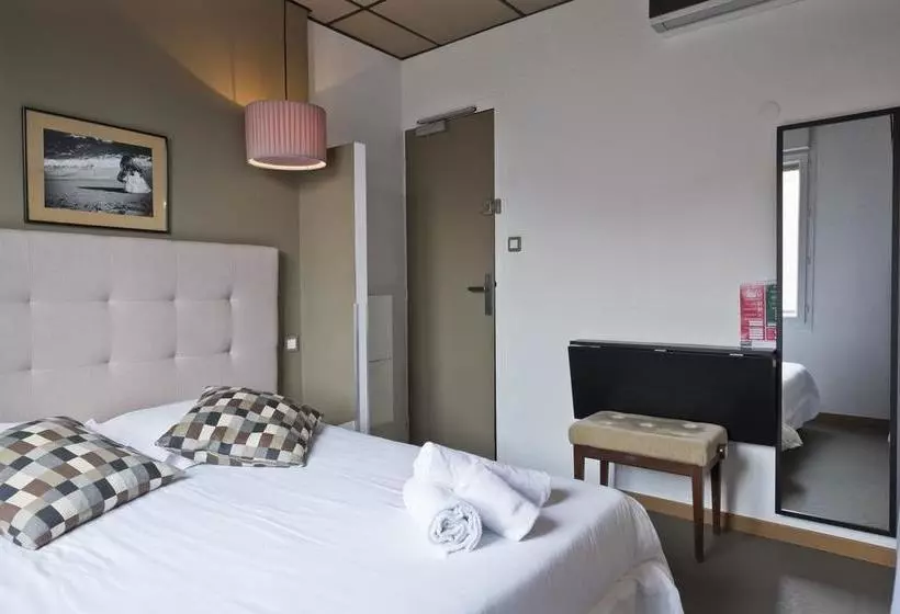 Hotel Le 126