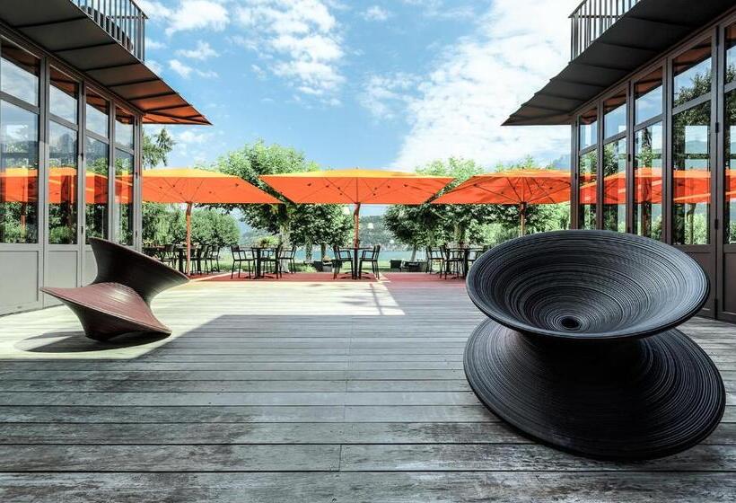 Отель Le Clos Marcel