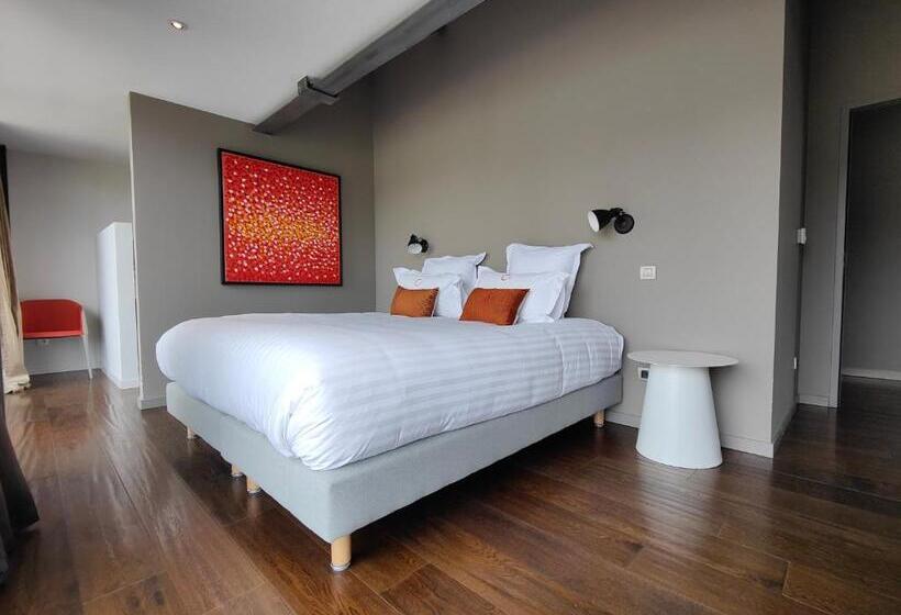 Отель Le Clos Marcel