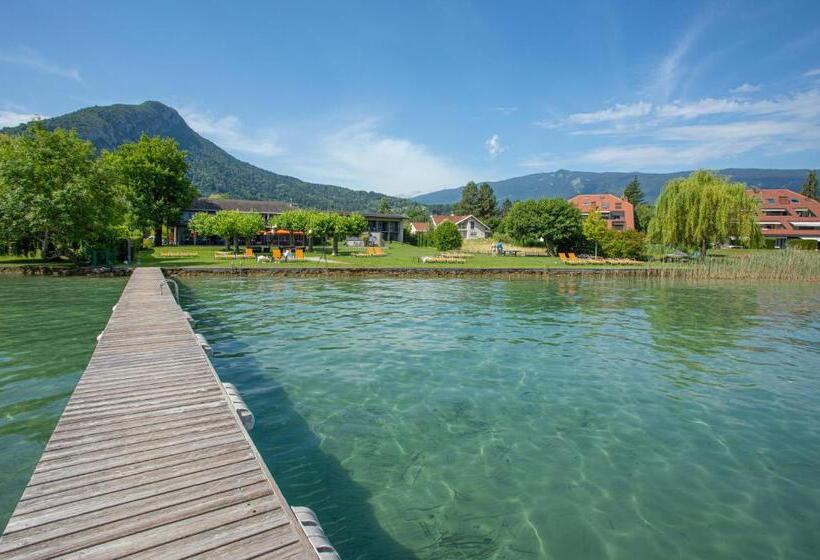 Отель Le Clos Marcel