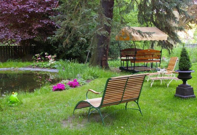 تختخواب و صبحانه Historische Pension Villa Uhlenhorst