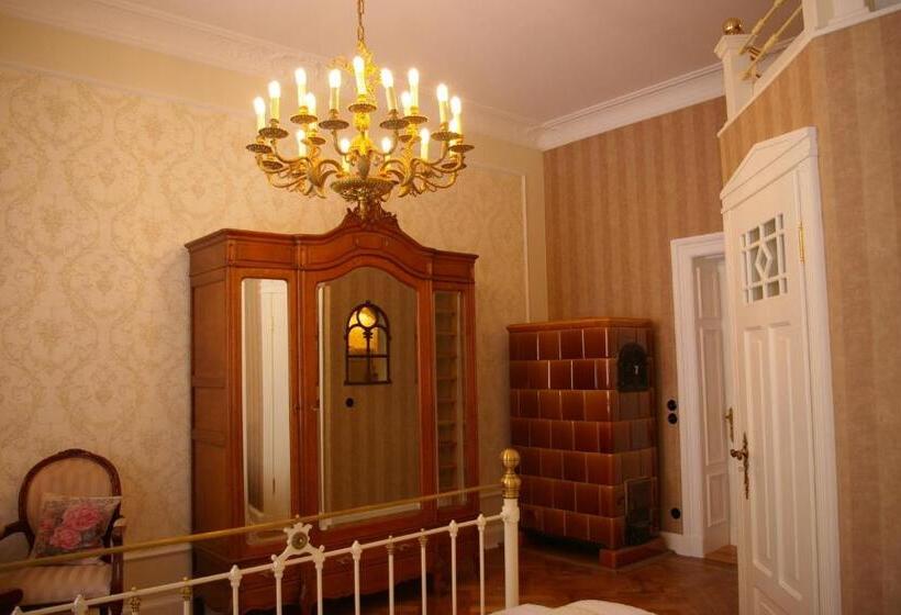 تختخواب و صبحانه Historische Pension Villa Uhlenhorst