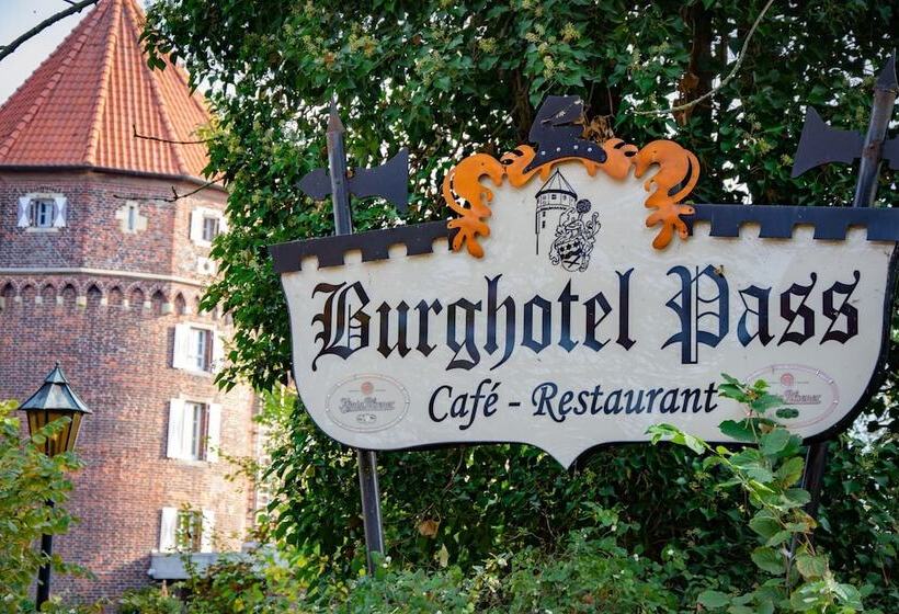 Burghotel Pass