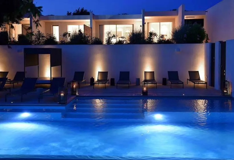 هتل Cala Di Greco