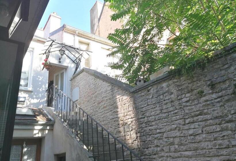 هتل Chambre D Hotes Le Petit Tertre