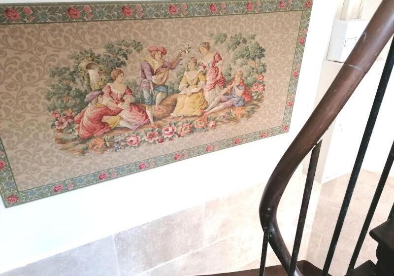 هتل Chambre D Hotes Le Petit Tertre