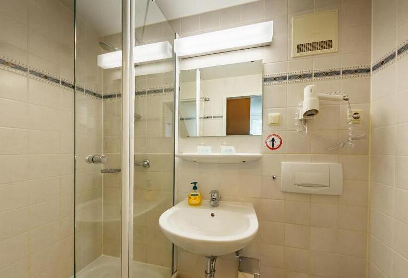 فندق Citypension Dessauroßlau