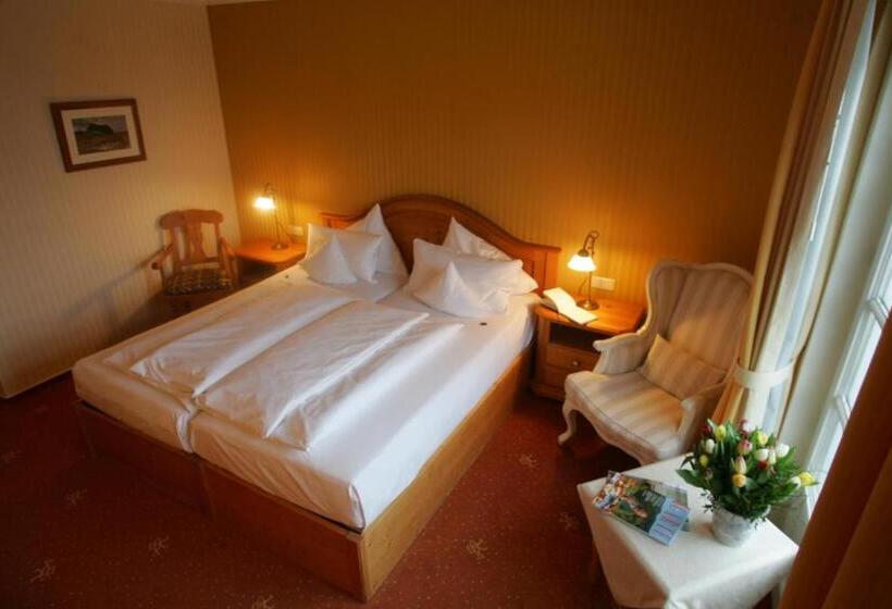 ホテル Der Fischländer Garni