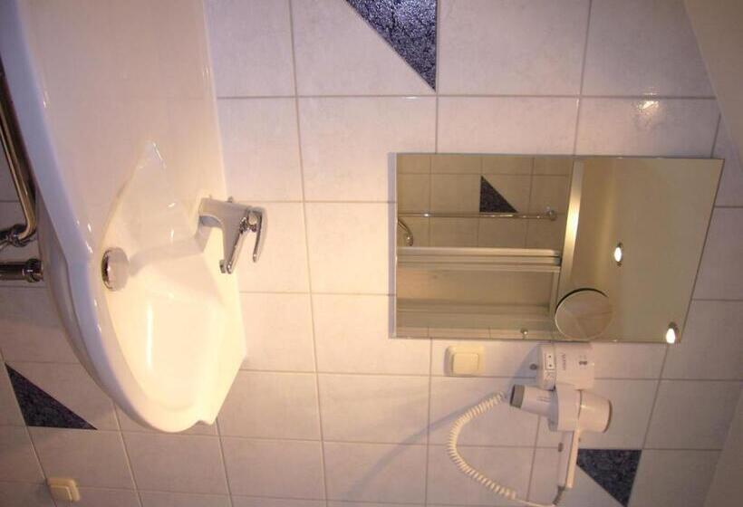 בית מלון כפרי Deutsches Haus