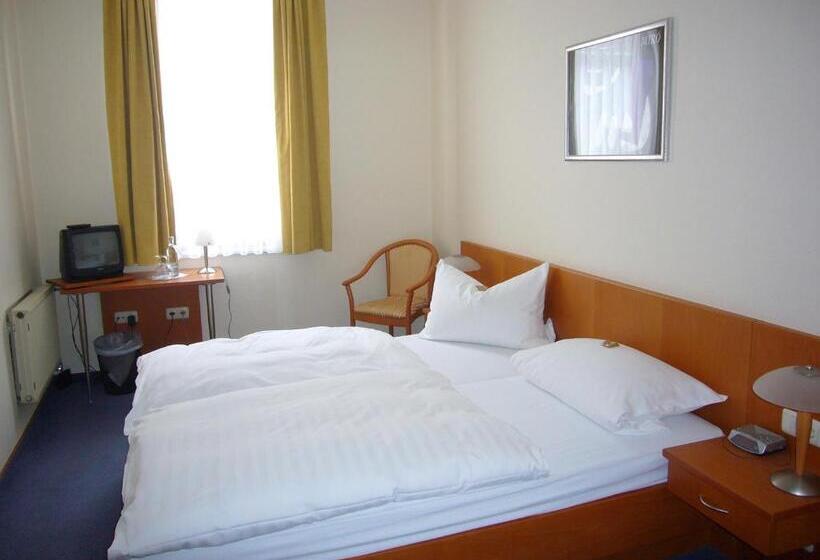 בית מלון כפרי Deutsches Haus