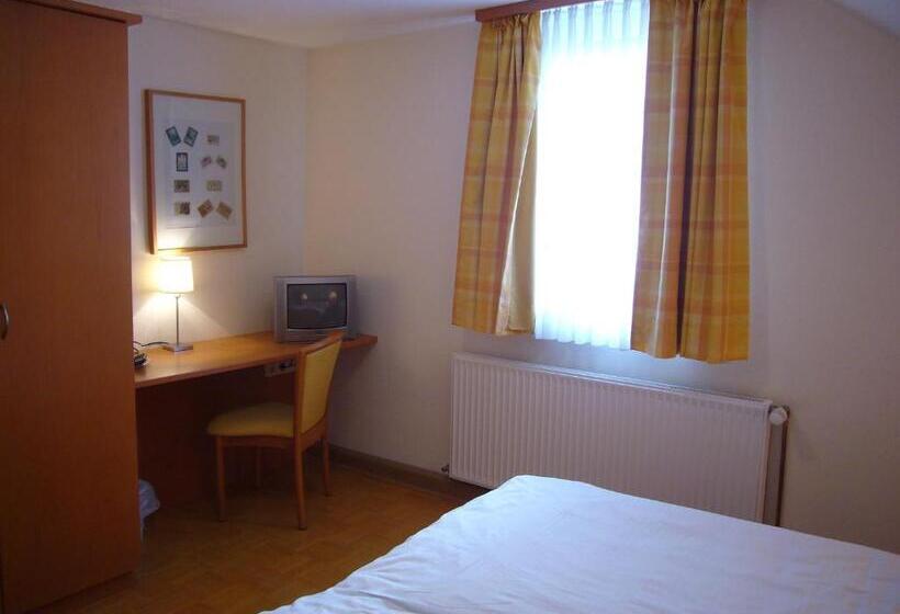 בית מלון כפרי Deutsches Haus