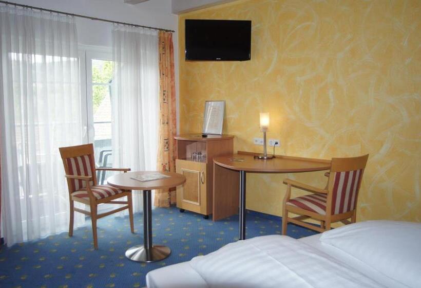 호텔 Gasthof Zum Adler   Wahlwies