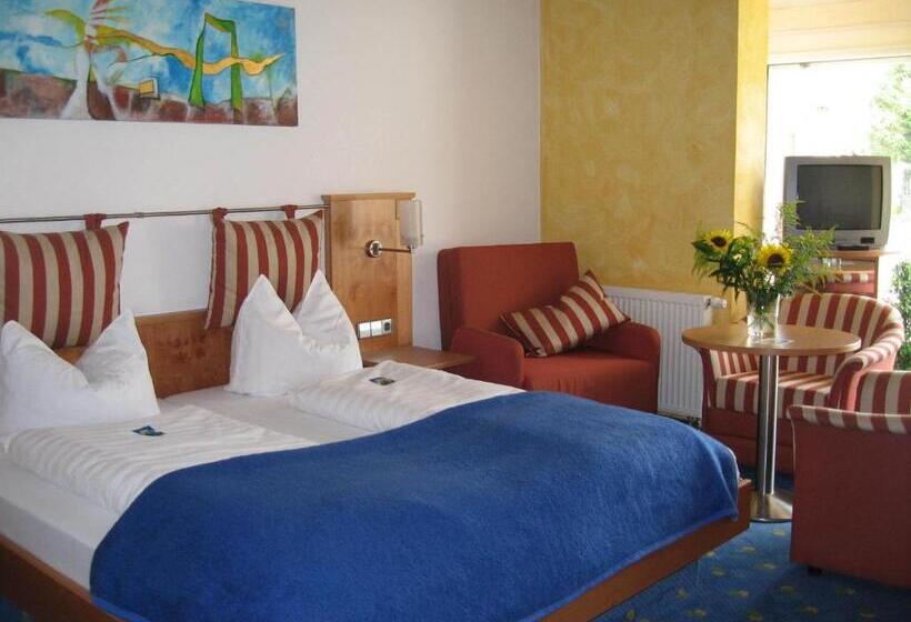 호텔 Gasthof Zum Adler   Wahlwies