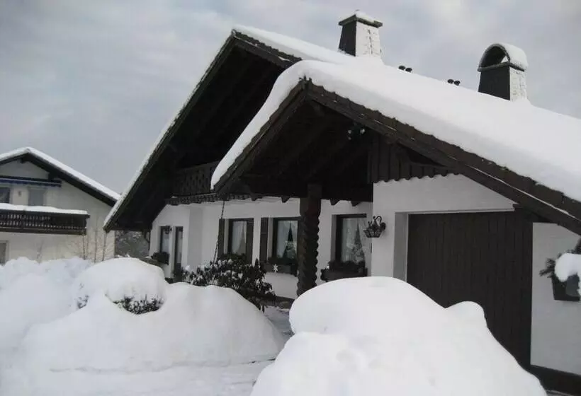 هتل Landhaus Florian