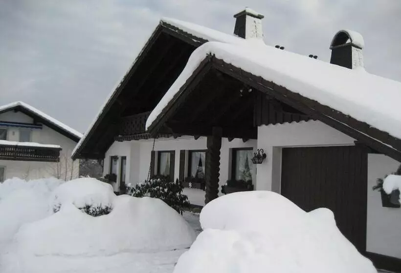 هتل Landhaus Florian
