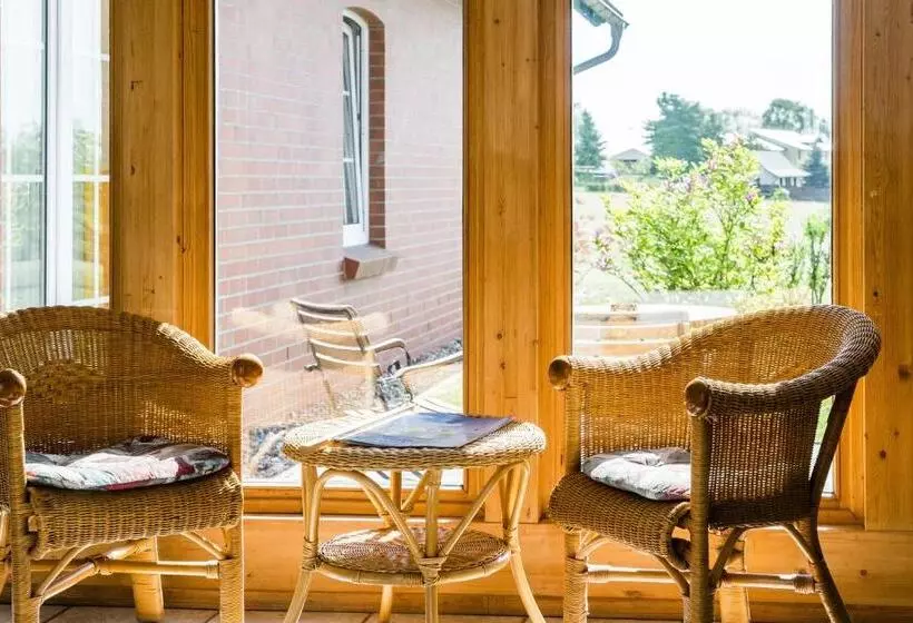 ホテル Marianne Und Restaurant Kiek In