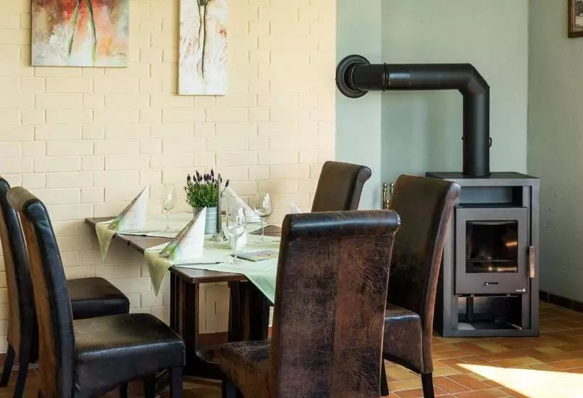 ホテル Marianne Und Restaurant Kiek In