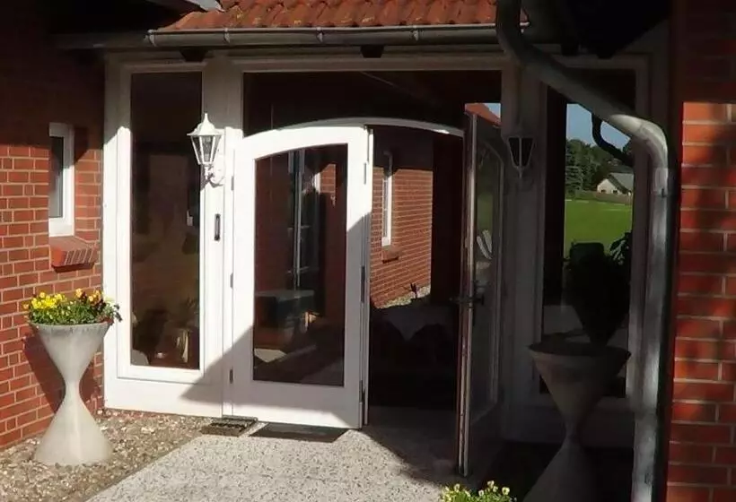 ホテル Marianne Und Restaurant Kiek In