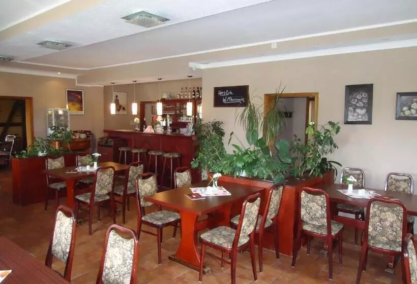 ホテル Marianne Und Restaurant Kiek In