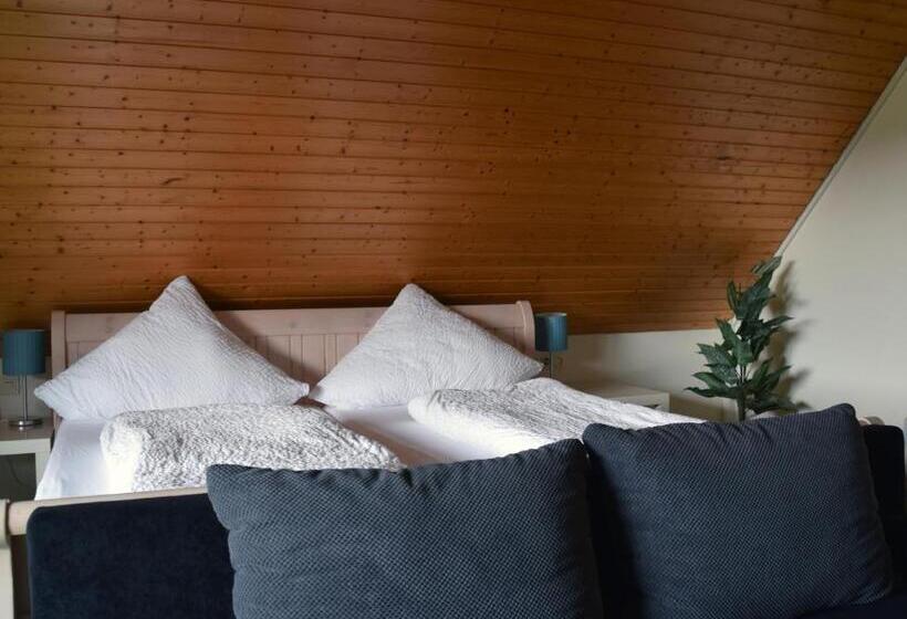 호텔 Pension Am See