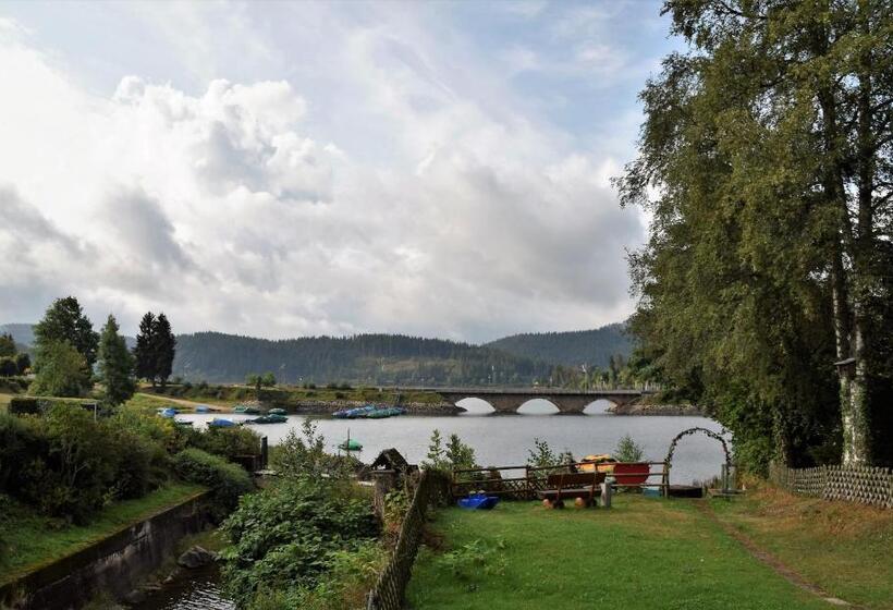 호텔 Pension Am See