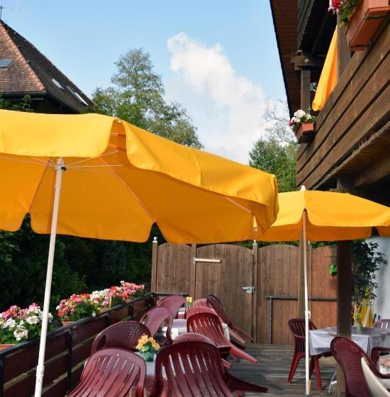 호텔 Pension Am See