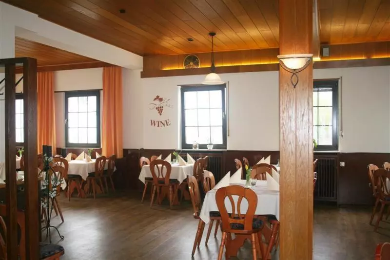 ホテル Restaurant Bauer