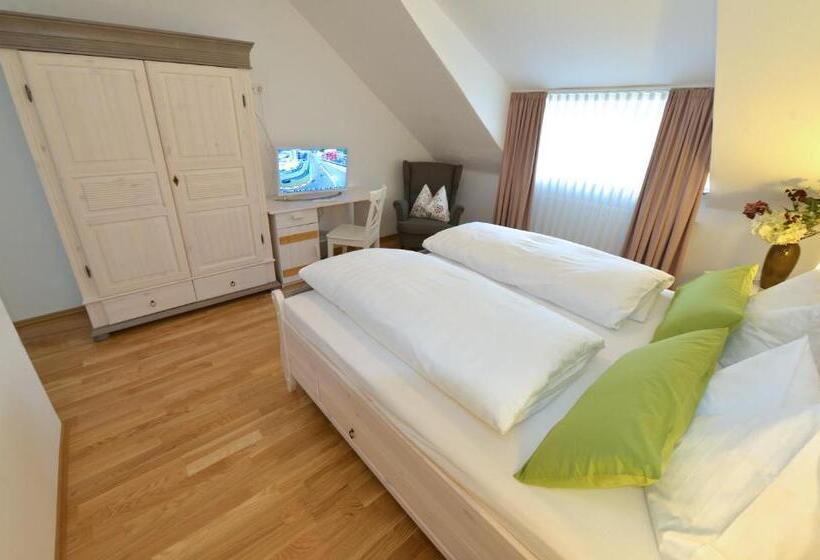 ホテル Restaurant Zum Alten Fritz