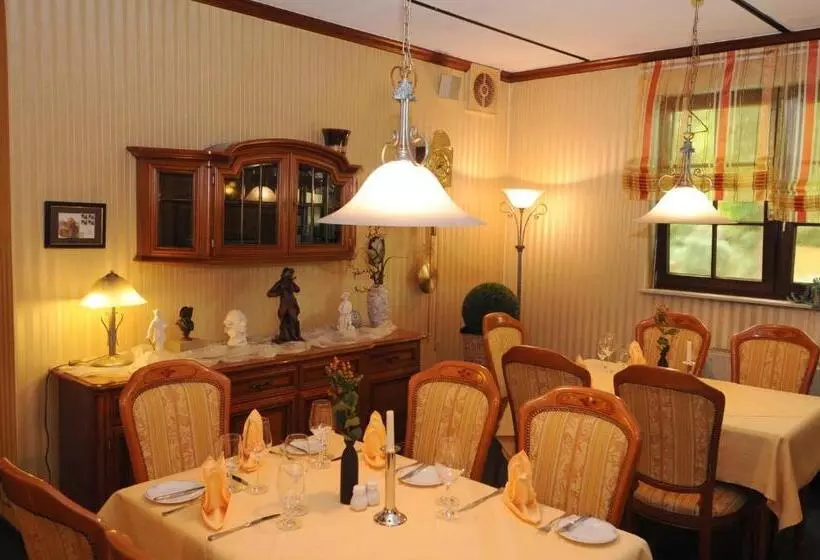 Hotelli Restaurant Zum Alten Fritz