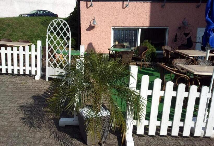 호텔 Restaurant Zum Stern