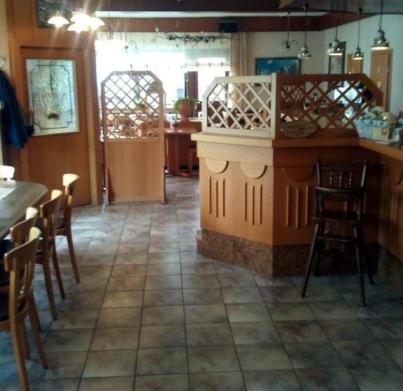 호텔 Restaurant Zum Stern