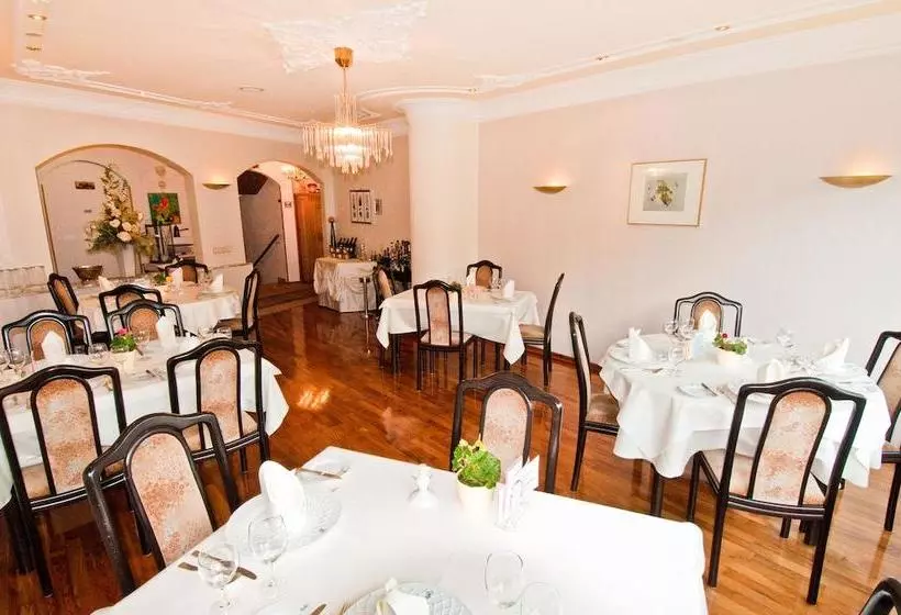 Hotel Schauenburg