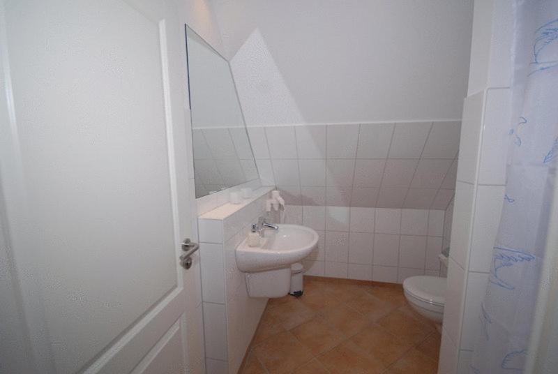 Отель Und Restaurant Petit Robby