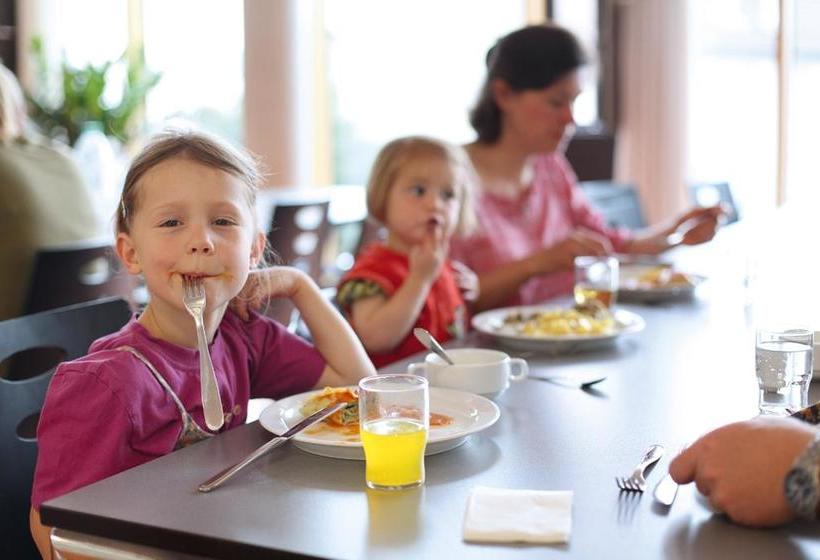 Jugendherberge Stuttgart Neckarpark